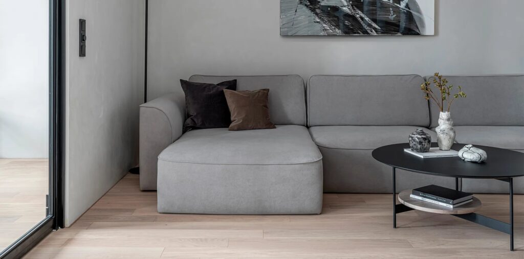 imgi_7_2000x990-A.White-1