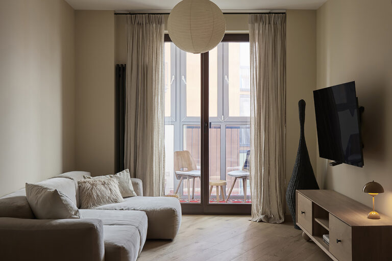 zastavka_coswick_batist_oak