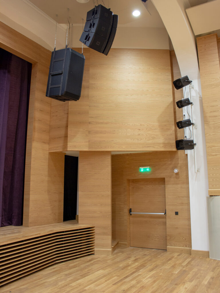 acoustic-panel-oak-natural-05.jpg