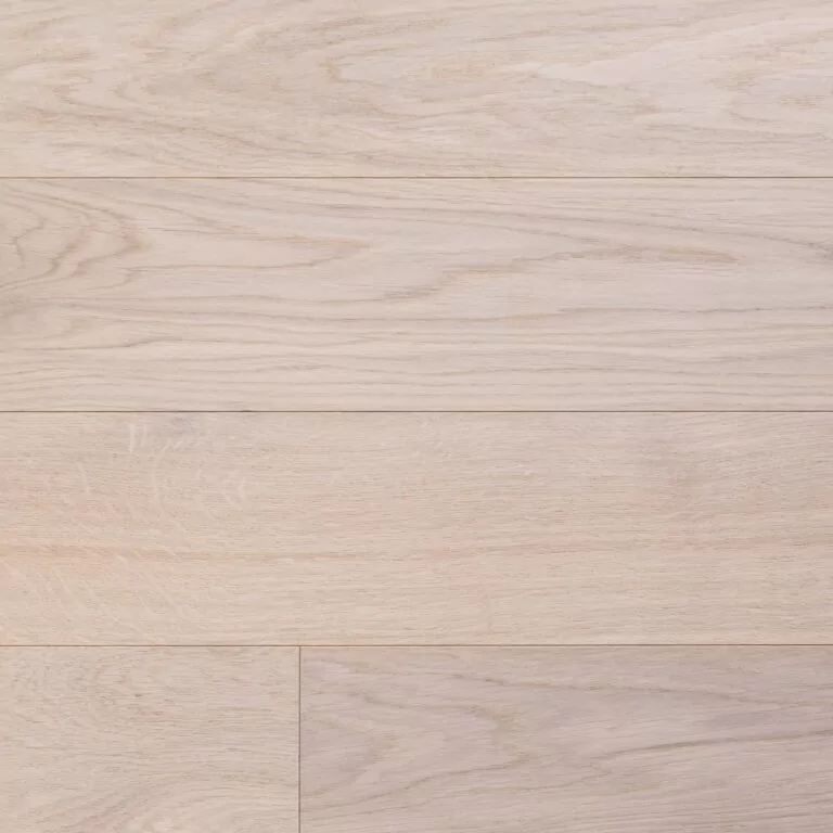 Акварельный белый