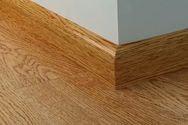 Плинтус Coswick