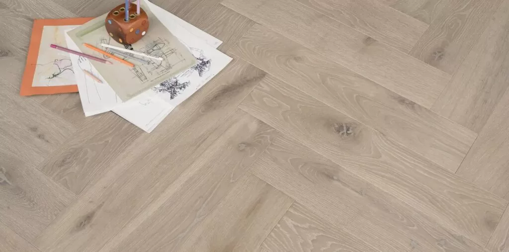 imgi_7_seroe-derevo-2000x990px-4